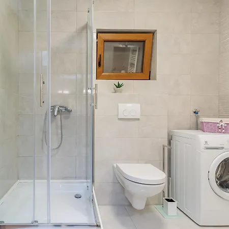 Paula By Interhome 4*